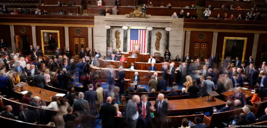 На завтра в конгрессе США назначено голосование по законам о помощи Украине, Израилю и Тайваню