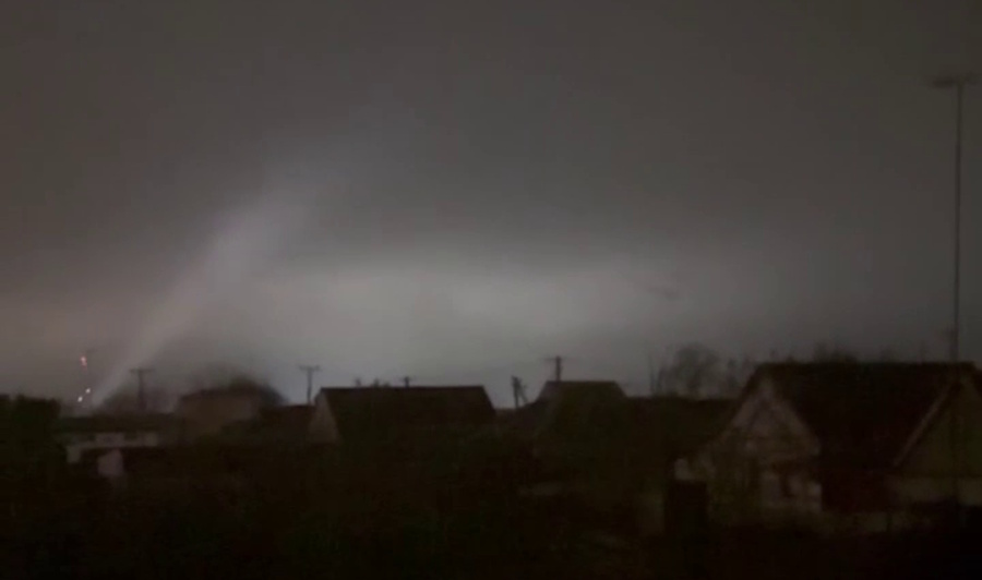 Украинские БПЛА бьют по НПЗ и ЛЭП, наземное положение обострилось в Северске