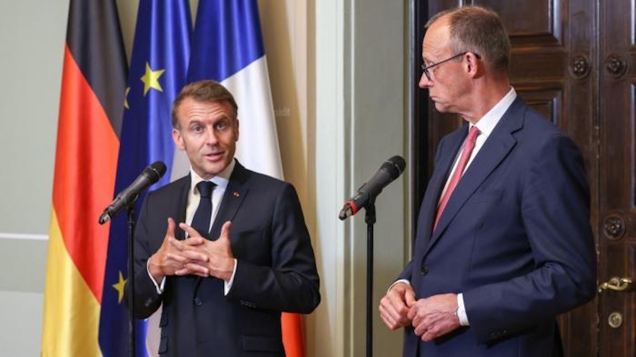 Макрон призывает давить на РФ без участия в эскалации