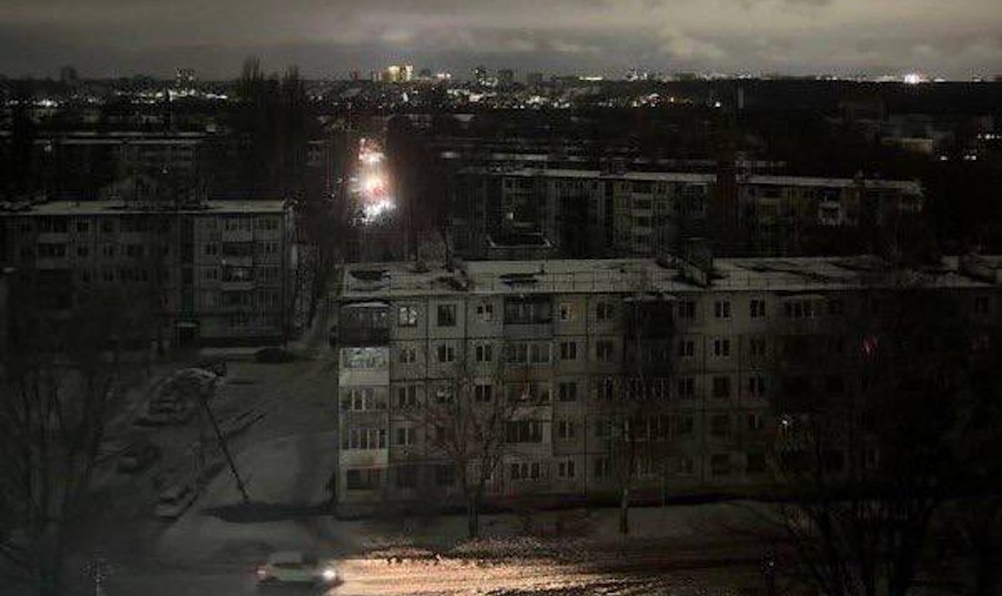 Массовая атака дронов: удары по Украине и России