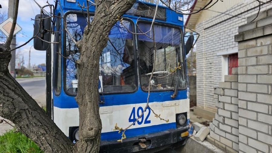 Перемирие на Пасху: обмен и новые удары