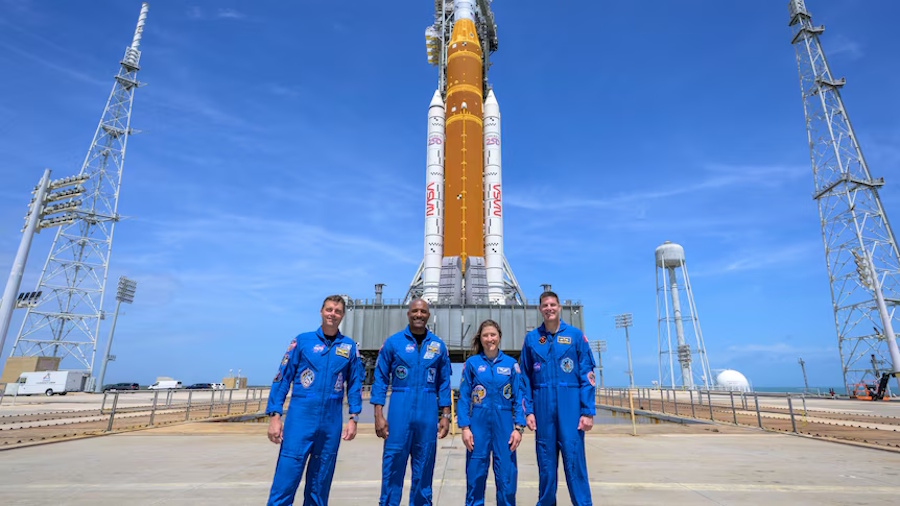 «Удачи, “Артемида”» — американский пилотируемый полёт на Луну