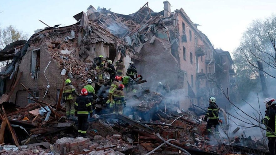 Войска РФ ударили по Днепру, дроны ВСУ достигли Урала